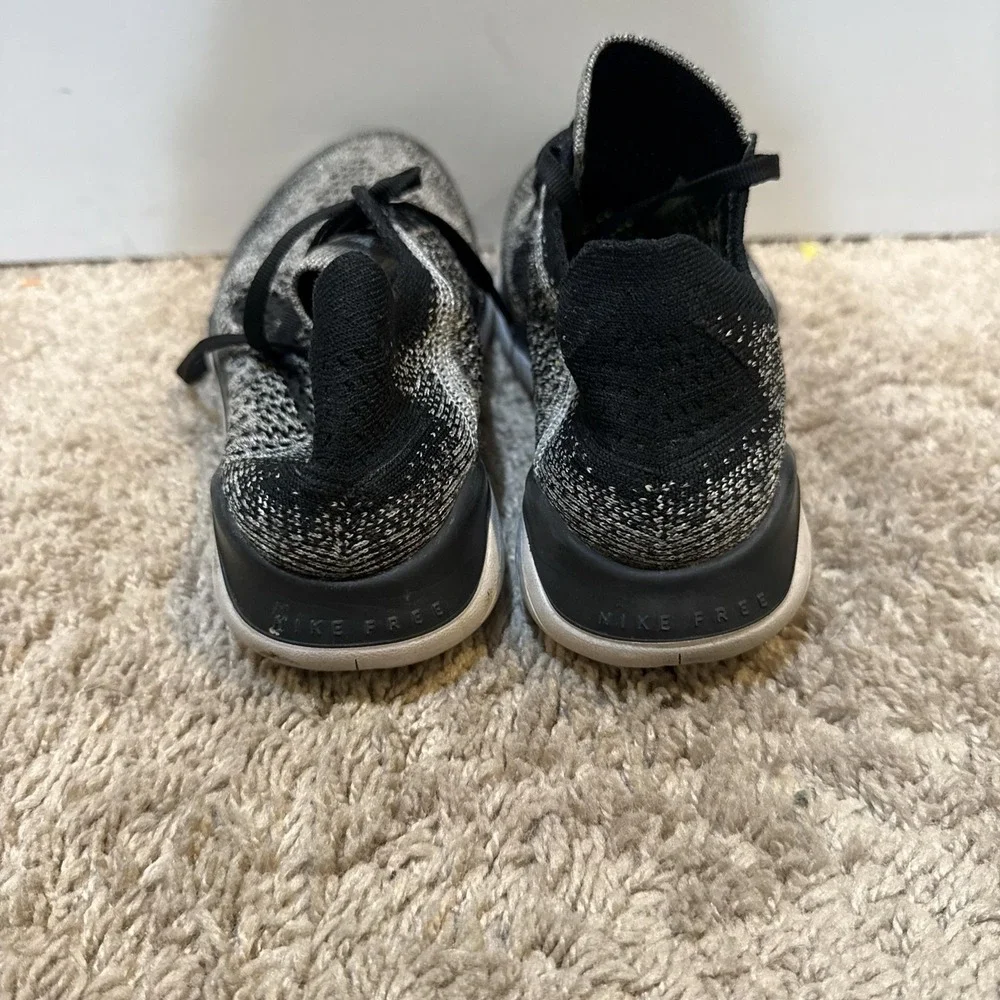 Nike Free RN Flyknit Shoes Womens Size 7 Gray Running Cushioned Sneakers